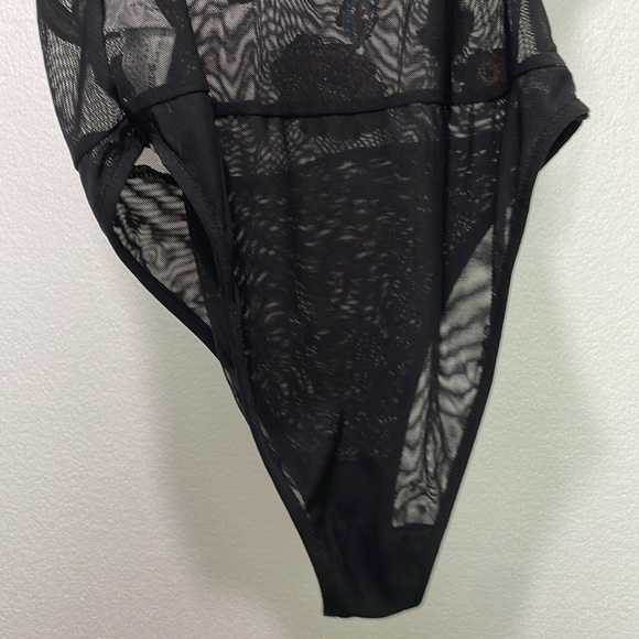 Zara Bodysuit - Picture 3 of 8